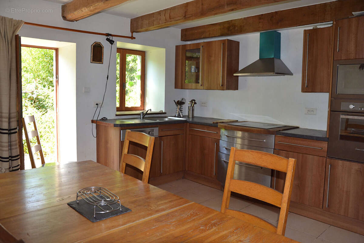 Courniou dans hameau Maison de 84 m2 avec terrasse et  terrains - photo 9