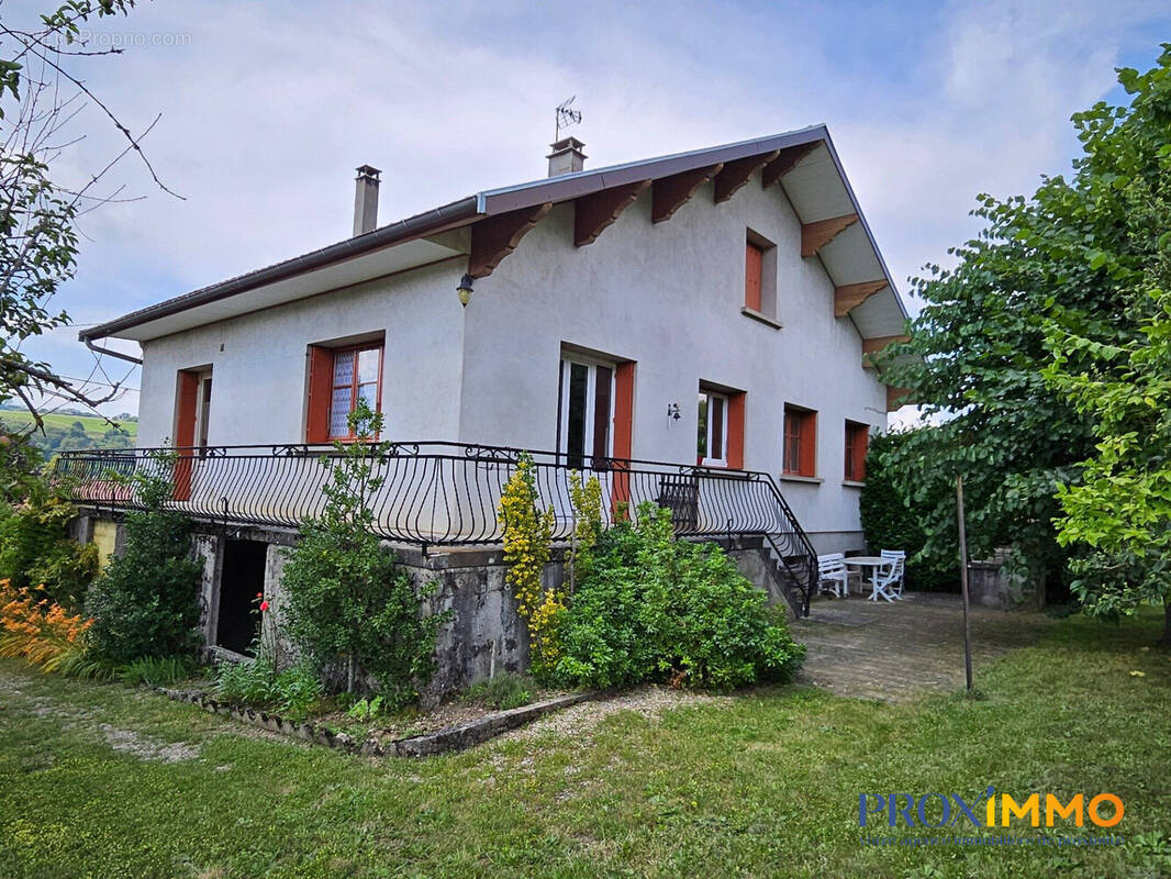 Maison à VIRIEU
