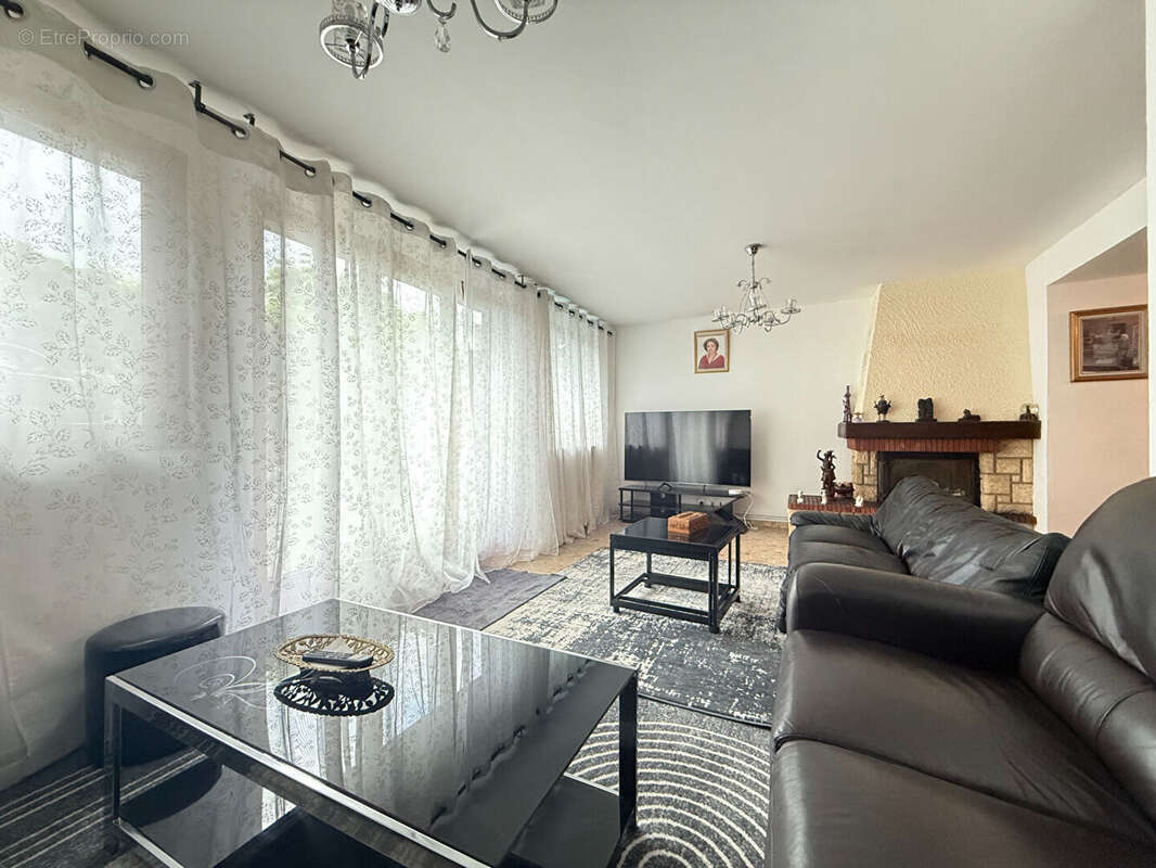 Maison à BLAINVILLE-SUR-L&#039;EAU