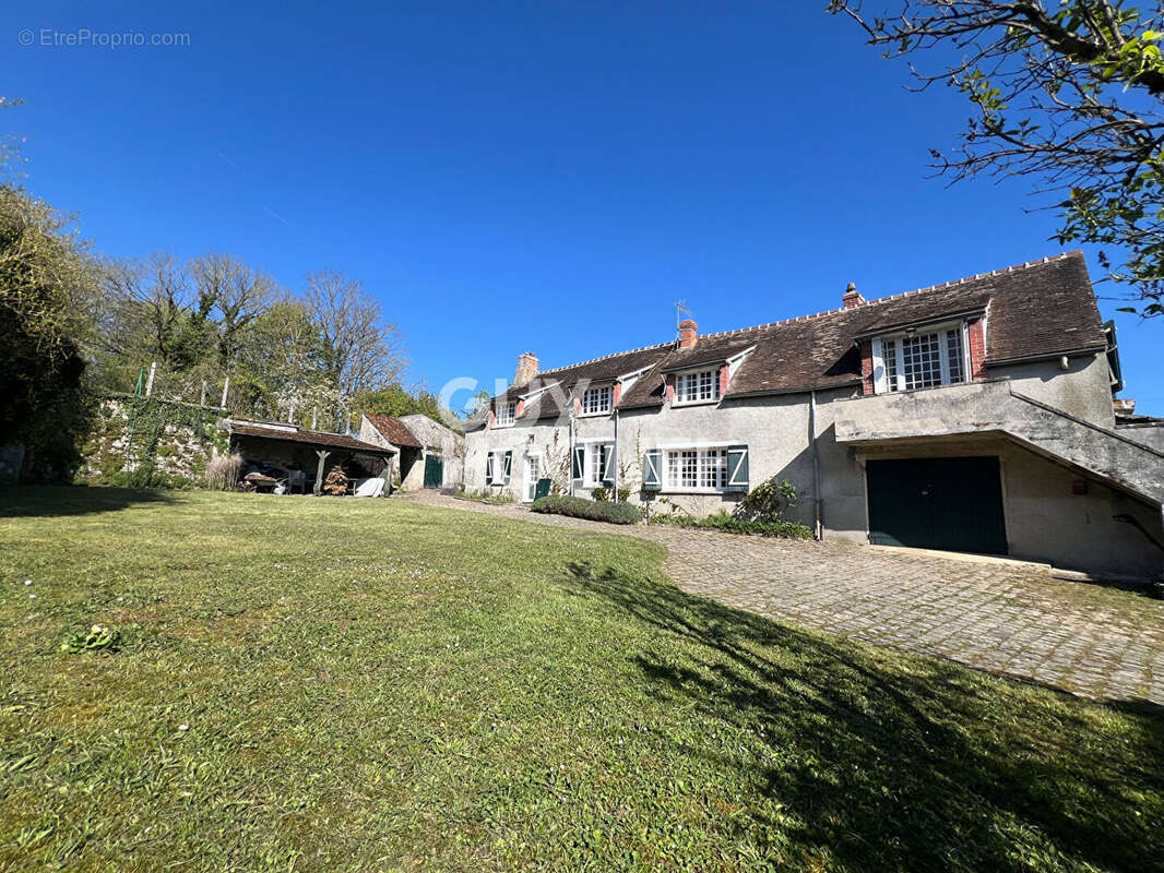 Maison à FONTAINEBLEAU