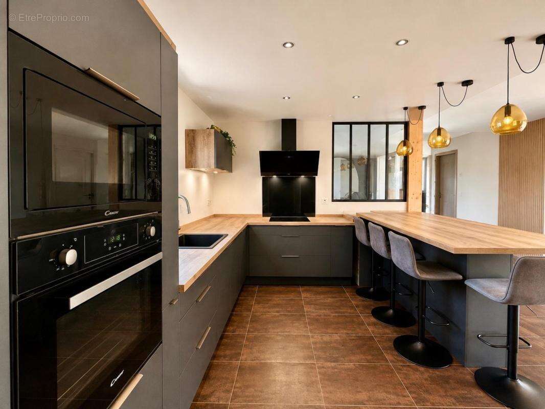 Maison à BOBITAL