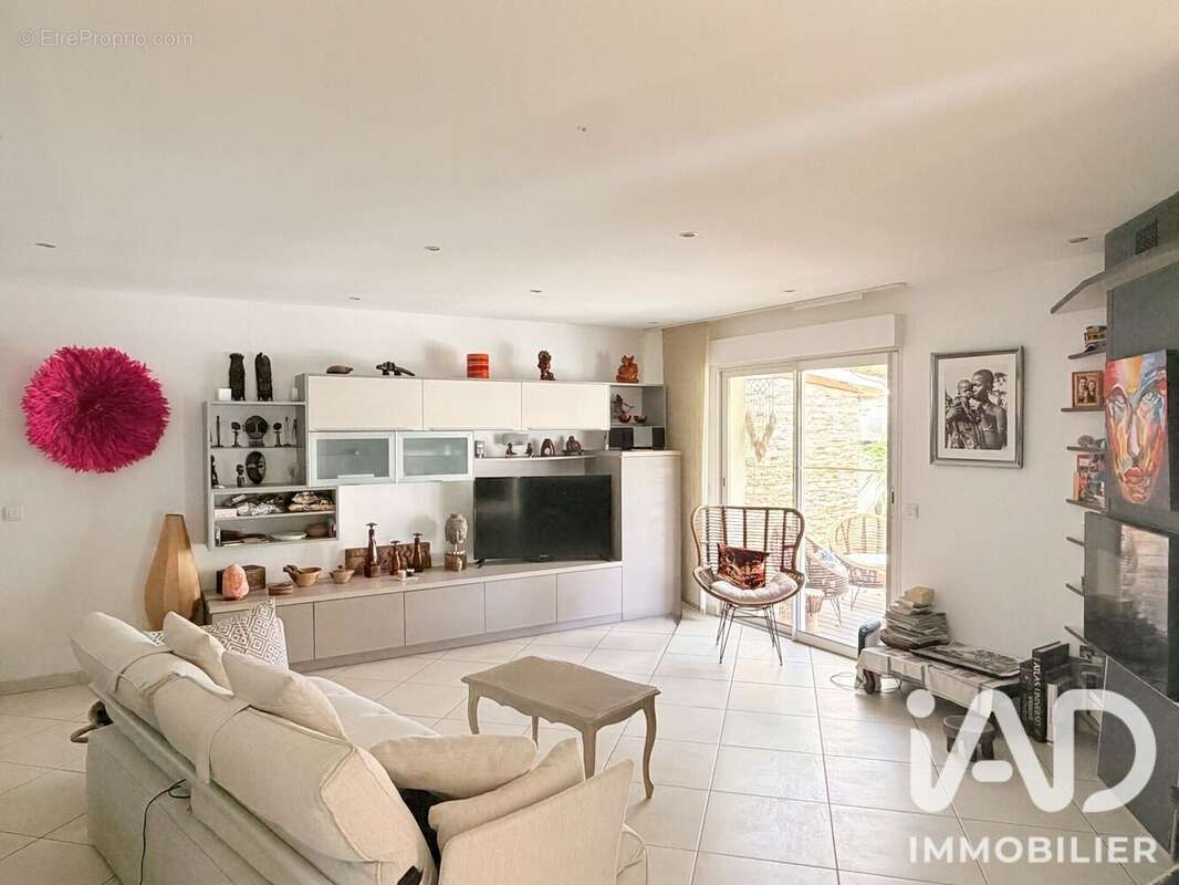 Maison 88 m² à Hyeres  - photo 5