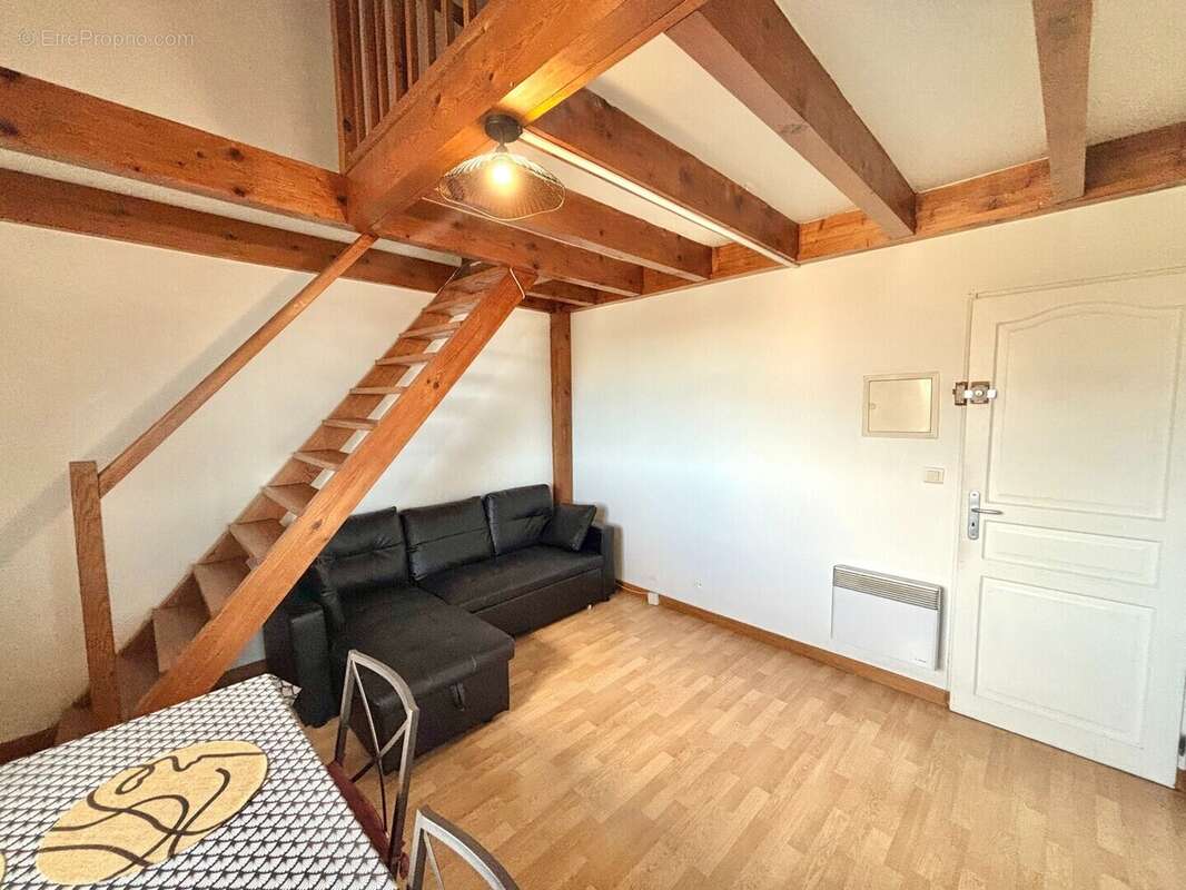 Appartement à LAHONCE