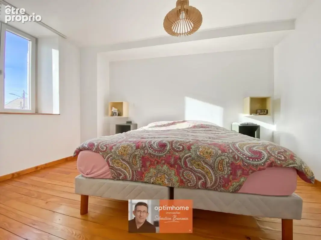 DOLE – Appartement duplex 85 m² – beaux volumes, parking et grande cave - photo 12