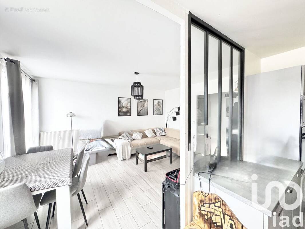 Photo 1 - Appartement à CORBEIL-ESSONNES