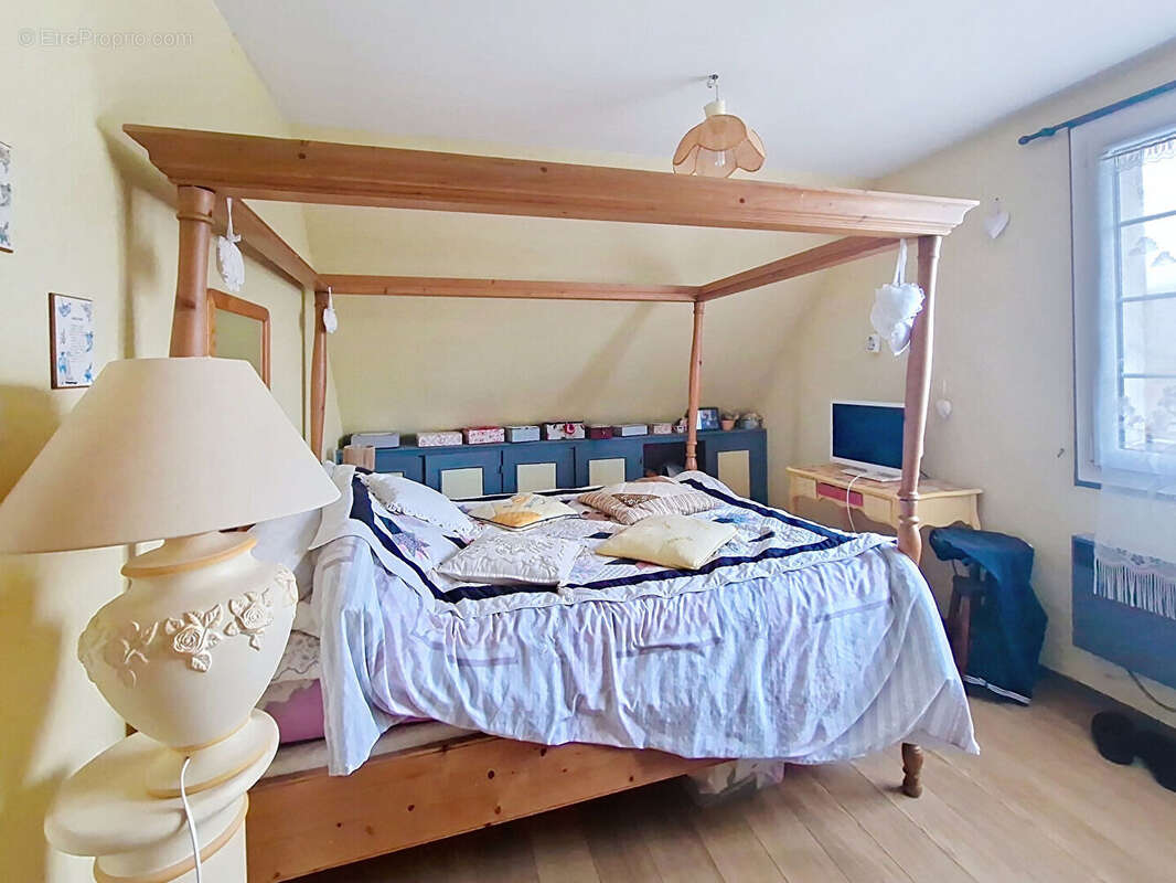 Maison à LES VENTES