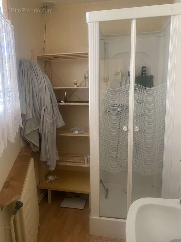 Immeuble avec commerce et logement - photo 16