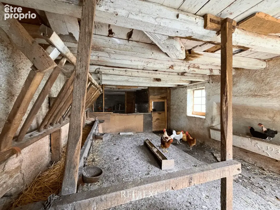 Propriété de caractère sur 1 hectare de terrain & dépendances - photo 5