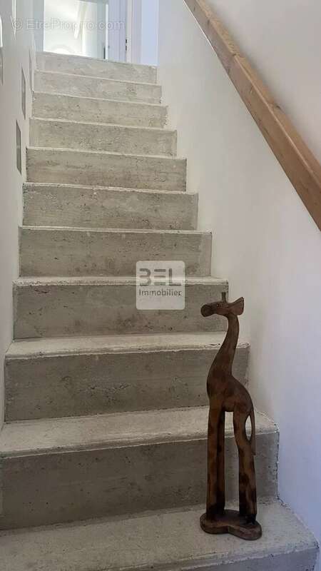 Maison à PONT-SAINT-ESPRIT