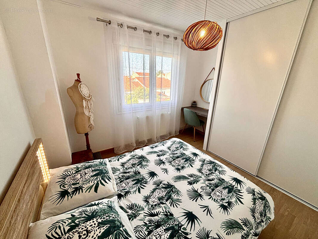 Maison Les Sables D Olonne - 91 m² - 3 CHAMBRES - photo 5
