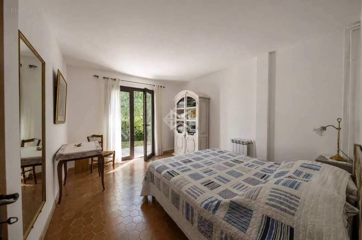 Saint-Paul de Vence - belle provençale avec vue Village - photo 14