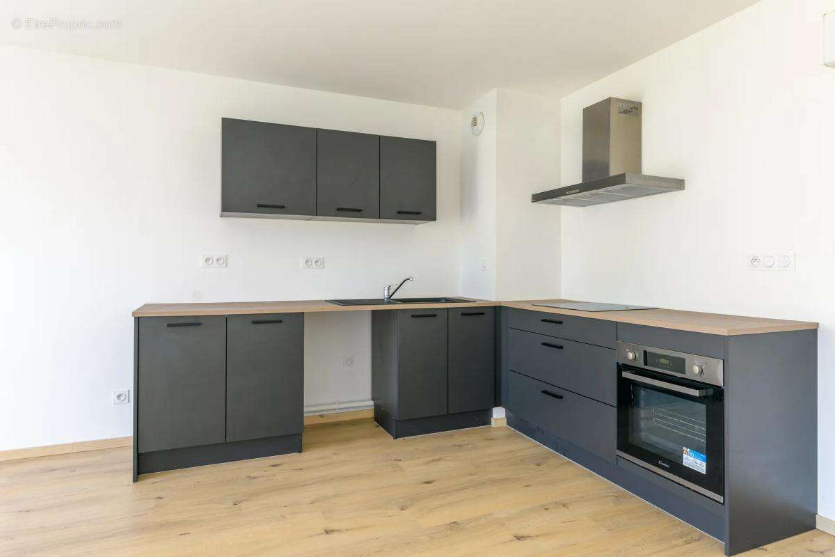 Appartement à CHAMBRAY-LES-TOURS