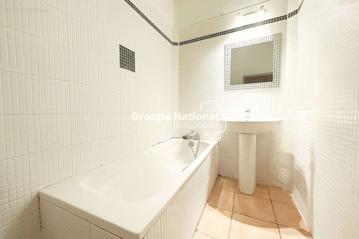 Appartement à SALON-DE-PROVENCE