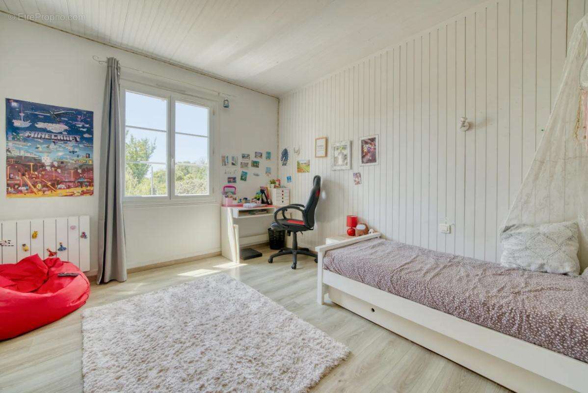 Maison de 6 pièces de 176 m² à Bussac-sur-Charente - photo 17