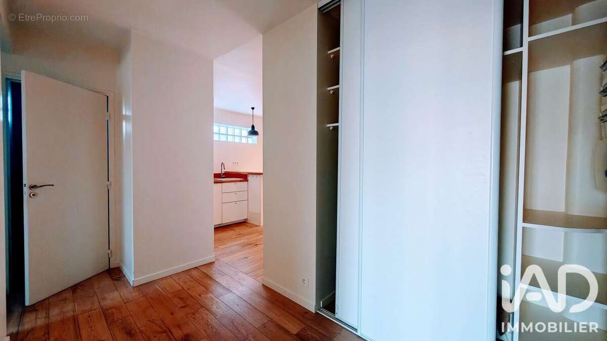 Photo 7 - Appartement à ASNIERES-SUR-SEINE