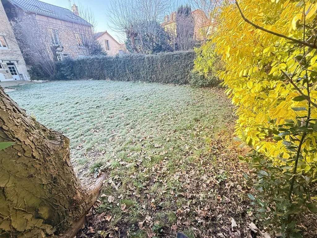 Appartement à CHAVILLE