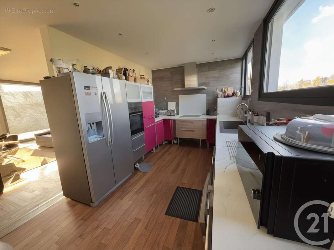 Maison à AMBARES-ET-LAGRAVE