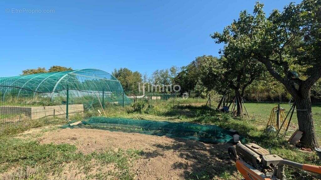 Maison 4 faces rénovée avec grand terrain, piscine et cuisine d' - photo 22