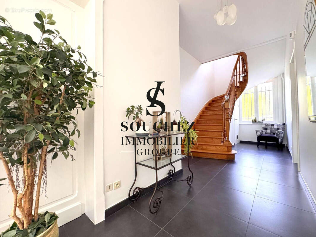 Maison 312 m² à Mazingarbe  - photo 2