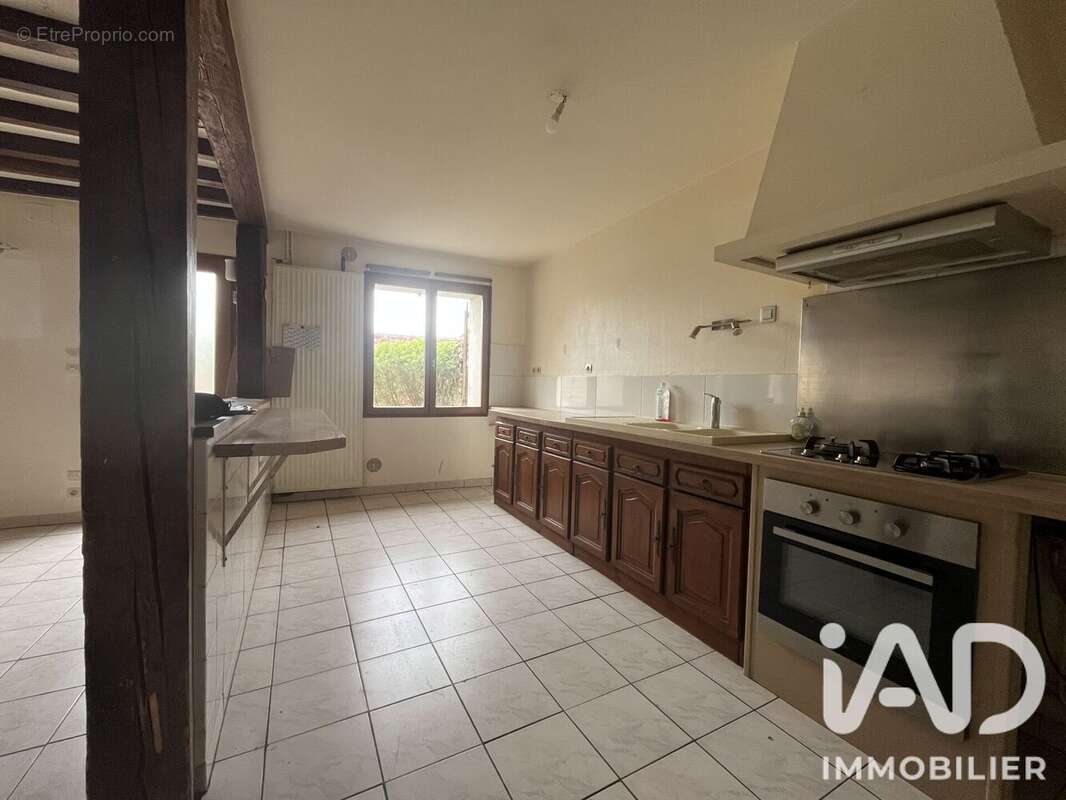 Maison 125 m² à Nogentel  - photo 4