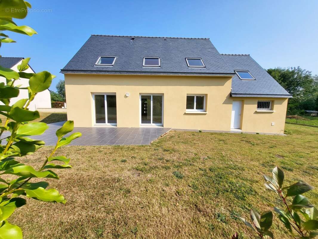 Maison contemporaine à vendre 8 pièces ARGOL (29) - photo 2