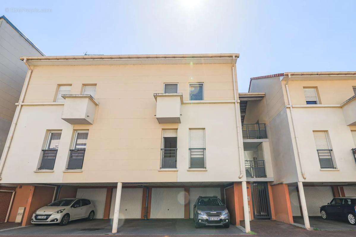 Appartement à CHOISY-LE-ROI