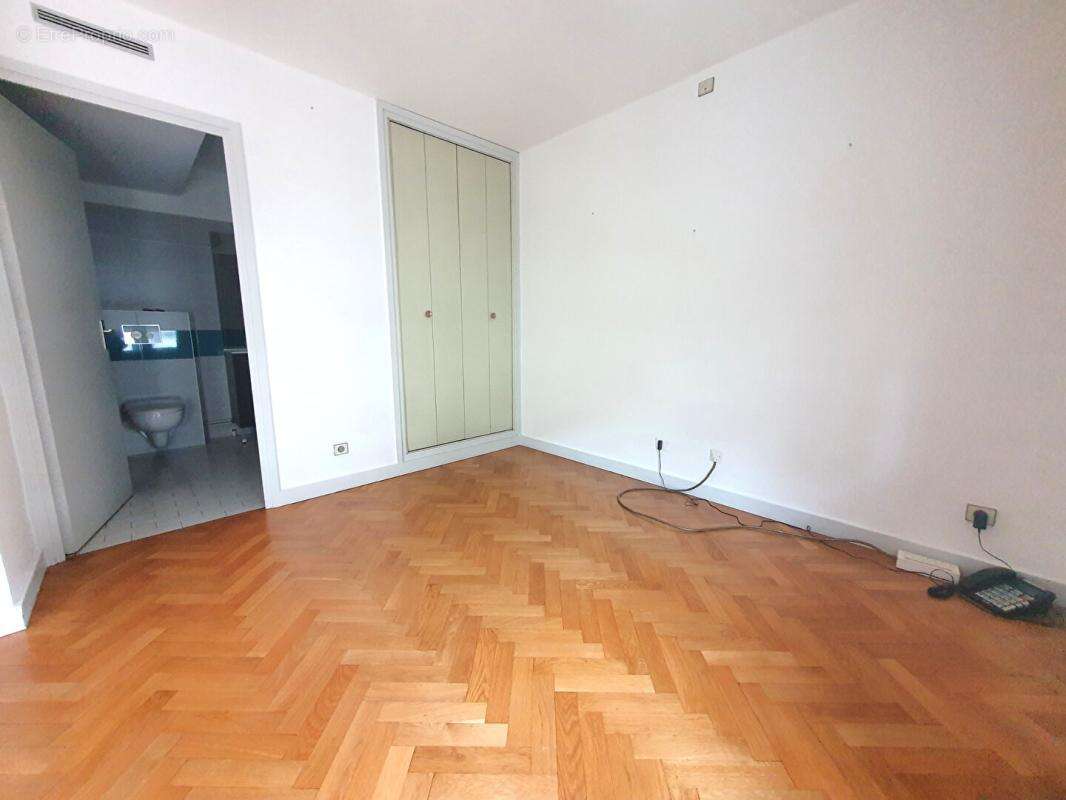 Appartement à LYON-6E