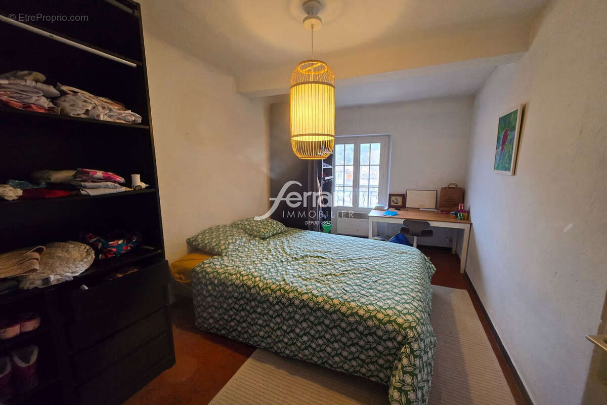 Appartement à SALERNES