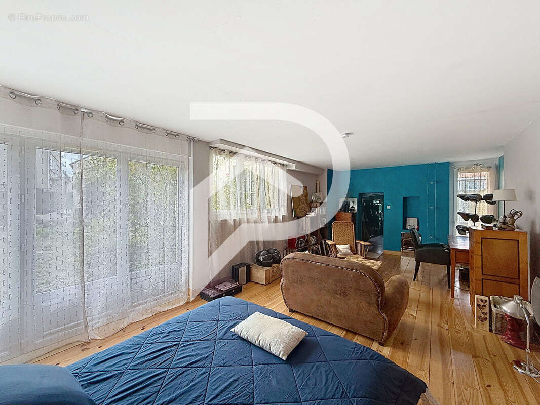 Maison à CHAMPIGNY-SUR-MARNE