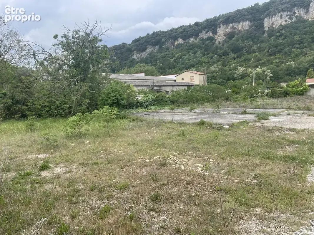 Terrain 3825 m² à Soyons  - photo 2