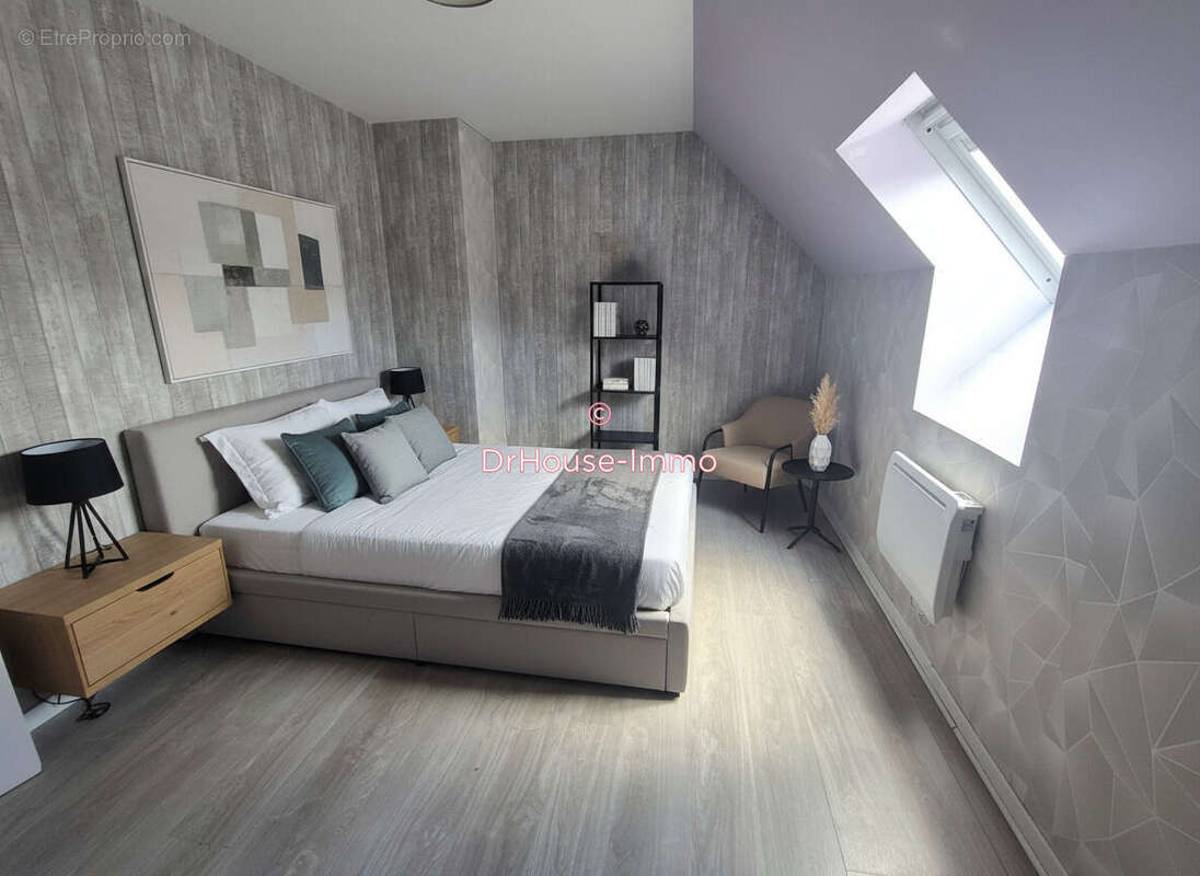 Maison à CRECY-LA-CHAPELLE