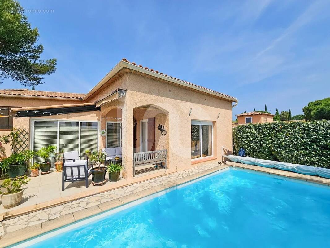 Maison à SAINT-RAPHAEL