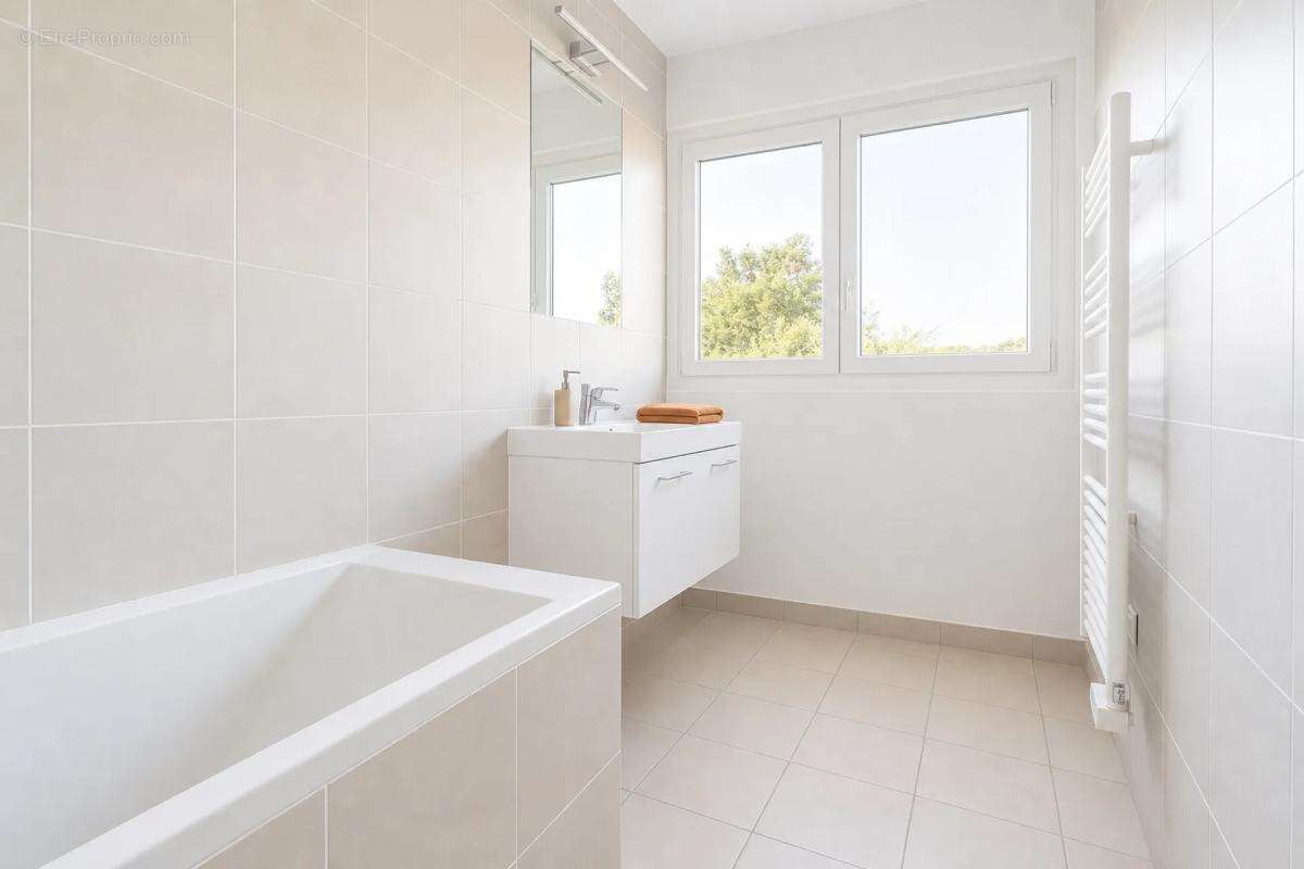 Appartement à BOIS-D'ARCY