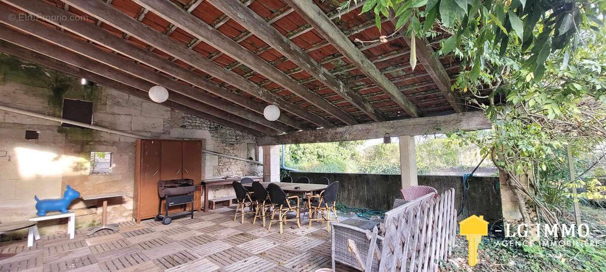 Maison à SAINT-FORT-SUR-GIRONDE