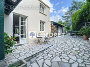 Maison à SAINT-NOM-LA-BRETECHE