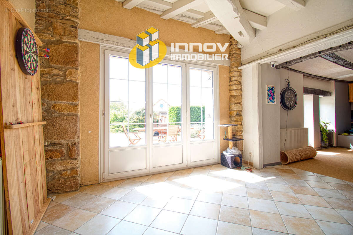 Maison à SAINT-MARTIN-D&#039;AUXY