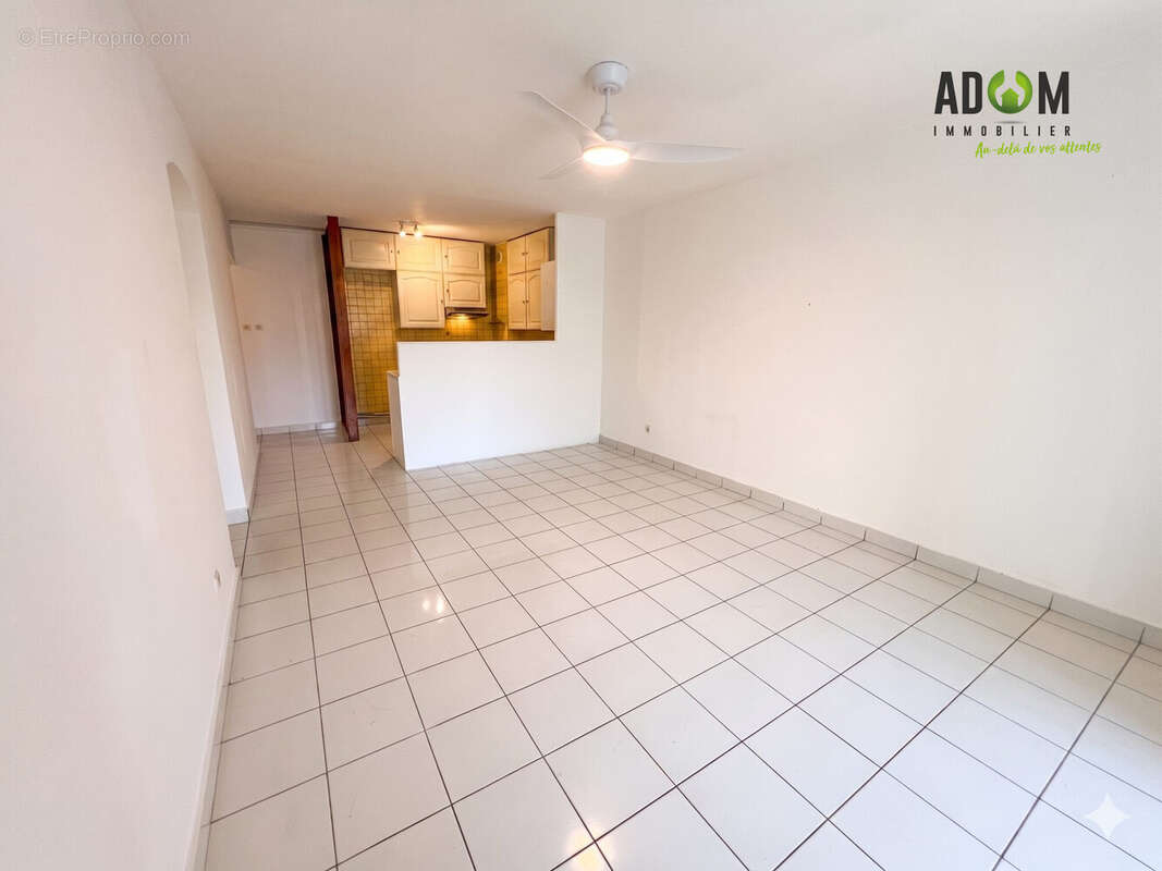 Séjour - Appartement à SAINT-DENIS