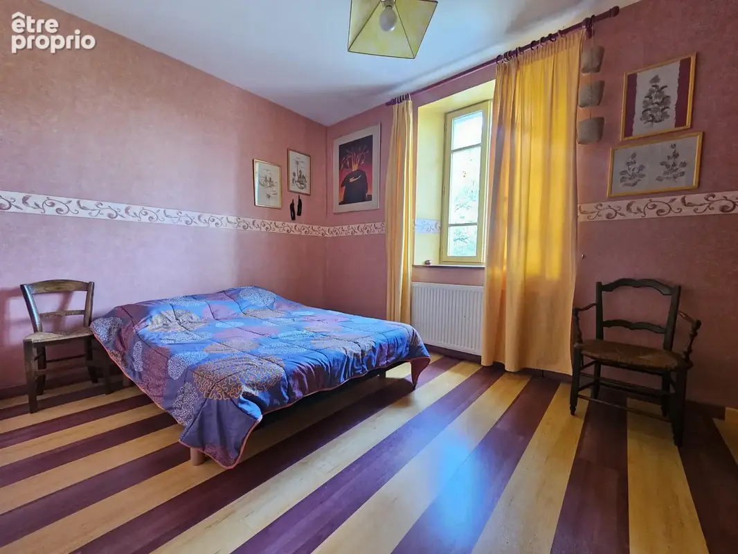 A vendre charmante maison en pierre VIRIGNIN - photo 6