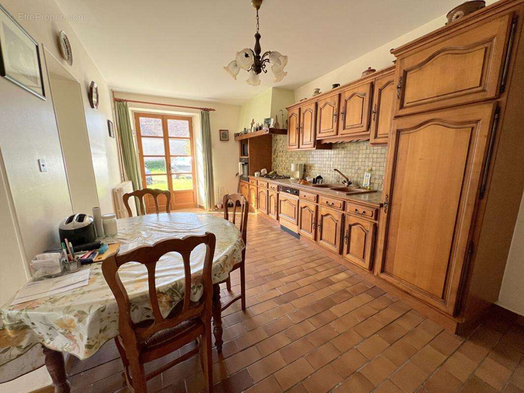 Maison à ROEZE-SUR-SARTHE