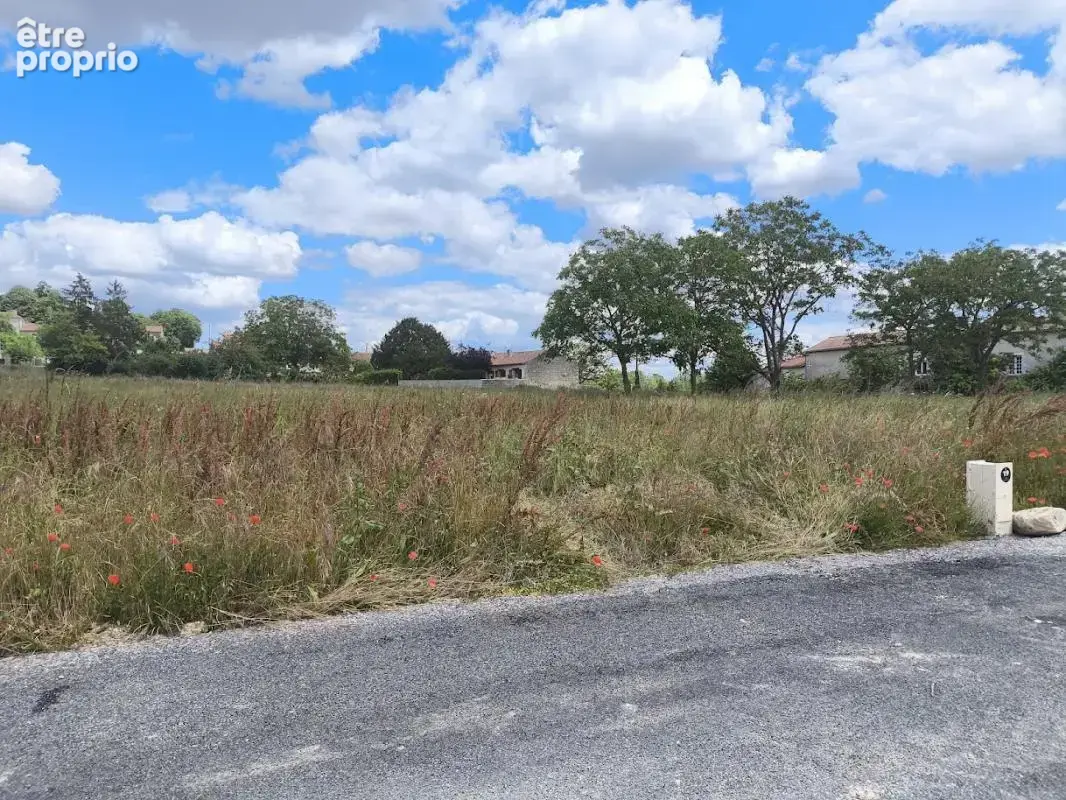 Terrain à bâtir- lot14- MIGNE AUXANCES - photo 6