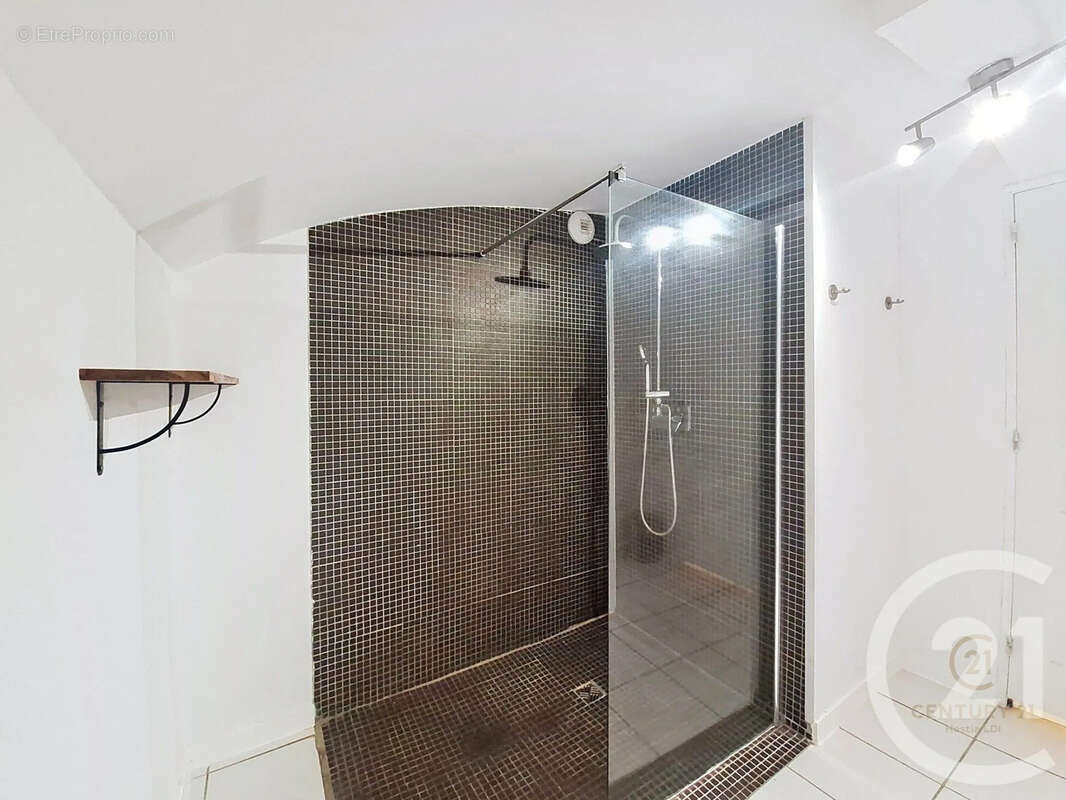 Appartement à MILLERY