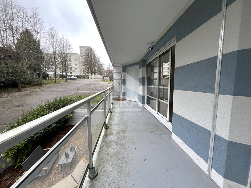 Appartement à MONT-SAINT-AIGNAN