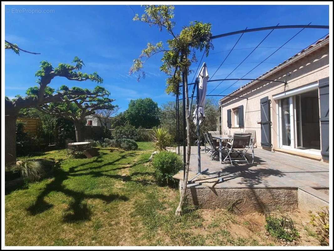 Maison à BAGNOLS-SUR-CEZE
