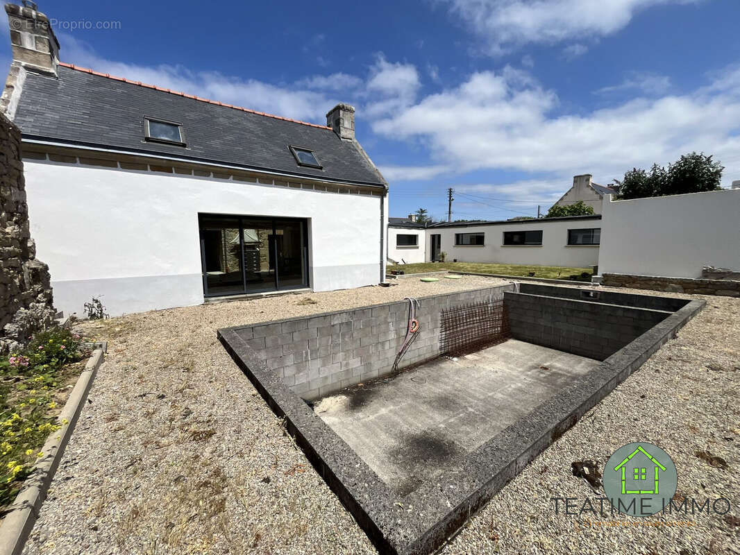 Maison à PLOGOFF