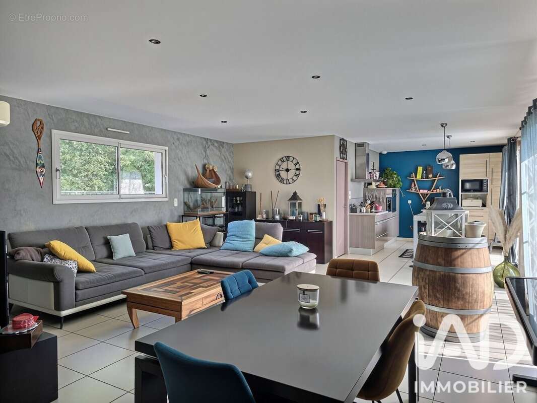Photo 4 - Maison à SALLES