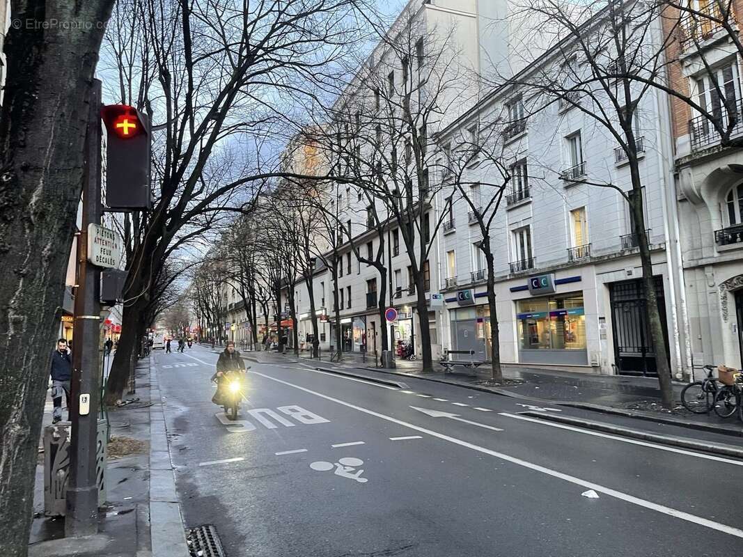 Autre à PARIS-20E