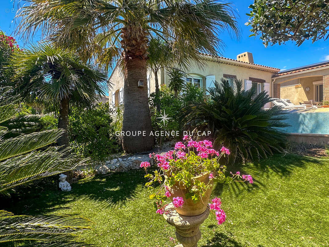 Maison à LES ISSAMBRES