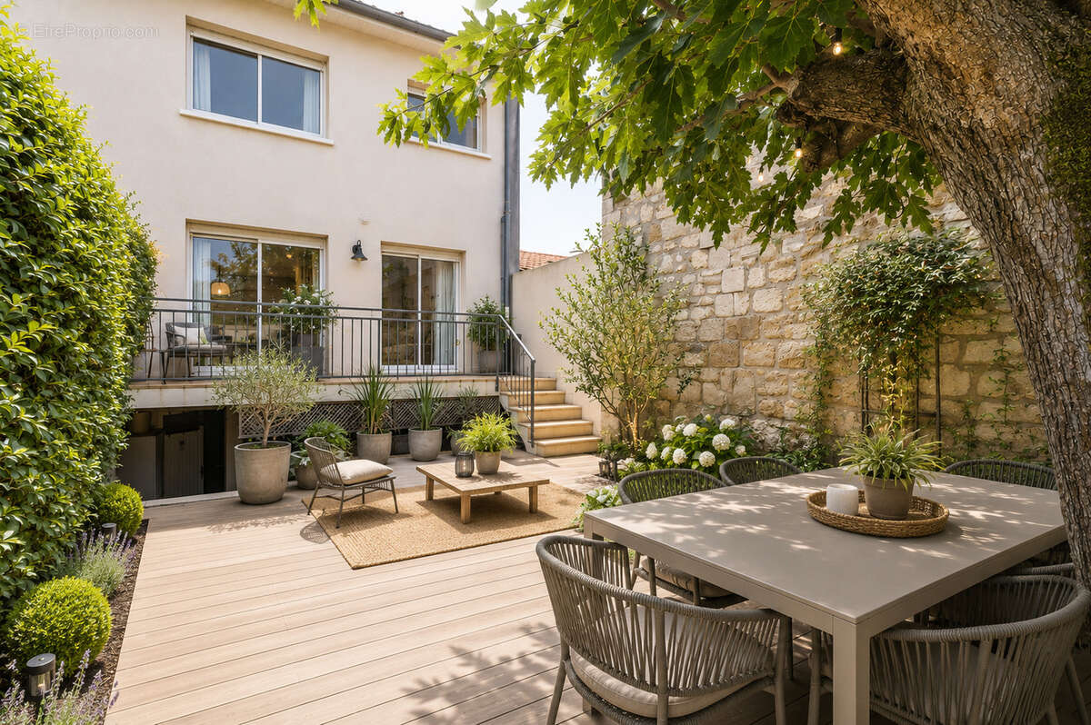Bouscat proche parc bordelais - maison avec garage, grand sous sol et jardin - photo 11