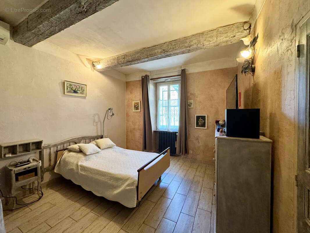 Maison à SAINT-MARTIN-DE-CASTILLON