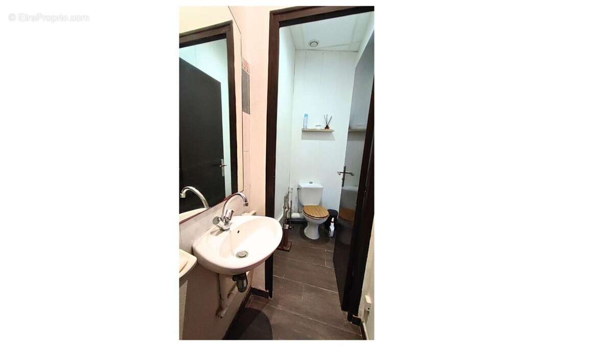 Photo 8 - Commerce à CERGY